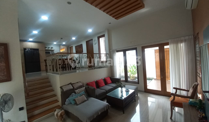 Ready-to-Occupy 2½-Story House in a Strategic and Scenic Location @BSD, Nukaloka 2