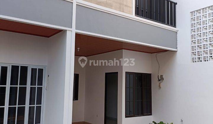 Brand New Rumah Siap Huni dalam Cluster Baru di Bintaro  1