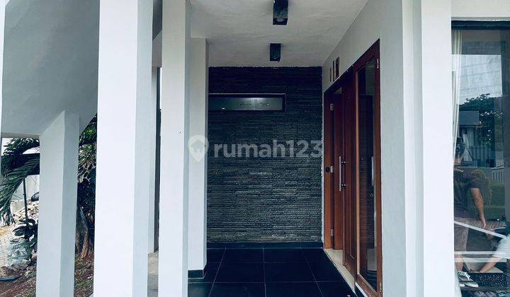 Dijual Rumah Mewah, Hook Dan Siap Huni di Kebayoran Bintaro 2