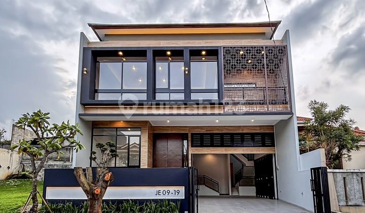 Rumah Baru Gaya Modern Tropical Lengkap Pool Bintaro Sektor 9