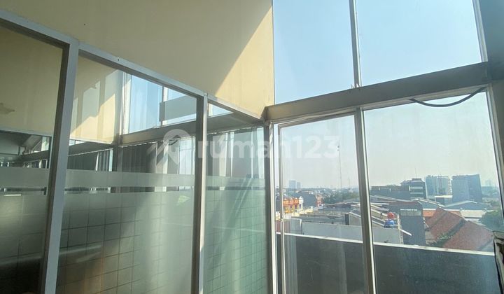 5-Storey Office Building in Kebayoran Lama, Cheap Below Market Price