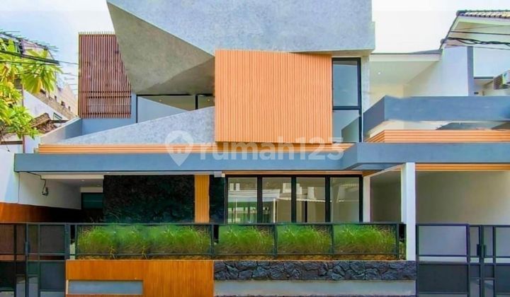 New House with Luxurious Design and Strategic Location @Mertilang, Bintaro.