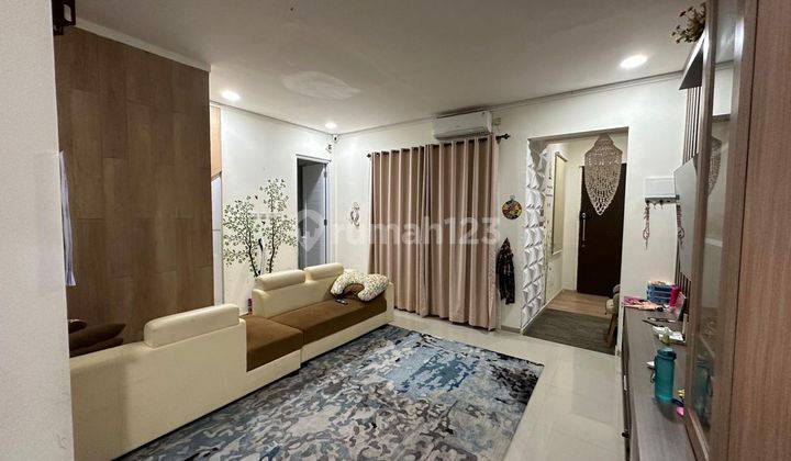 Dijual Rumah Minimalist Cantik di Graha Raya 1