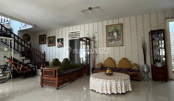 Dijual Rumah Luas Posisi Hook di Bintaro Sektor 5 1