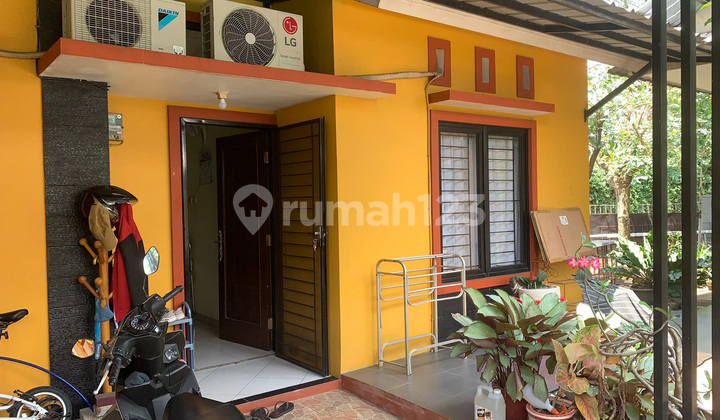 Rumah Siap Huni di Ciputat SHM dengan KT 3 KM 2 2
