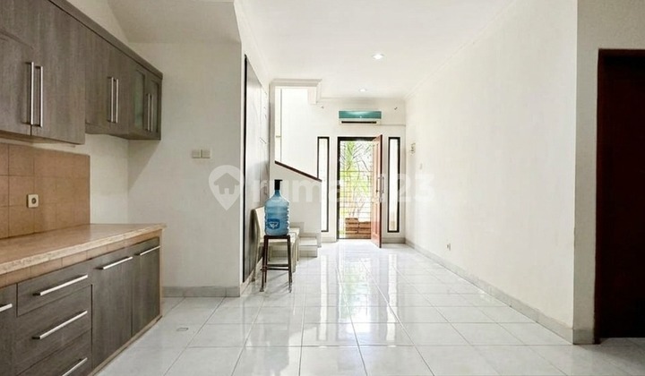 Rumah Murah di Emerald Dekat Tol 2