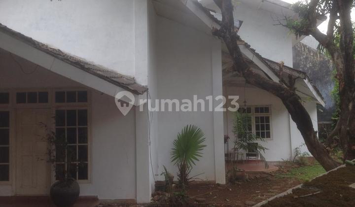 Rumah 2 Lantai Siap Huni dengan Hunian Nyaman dan Asri @Lebak Bulus, Jakarta Selatan