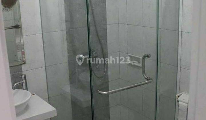Rumah 2 lantai dekat Aeon Mall dan Lulu mart  3