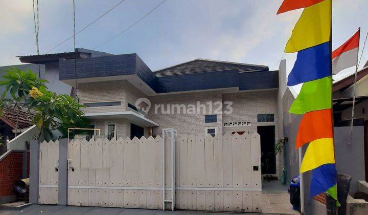 Rumah Cantik Siap Huni dan Lokasi Strategis dekat Bintaro Jaya @Ciputat 2