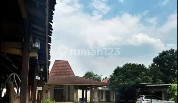 Rumah Atau Ruang Usaha.dengan Parkiran.luas Dekat Bxc Mall Rumah Atau Ruang Usaha.dengan Parkiran.luas Dekat Bxc Mall