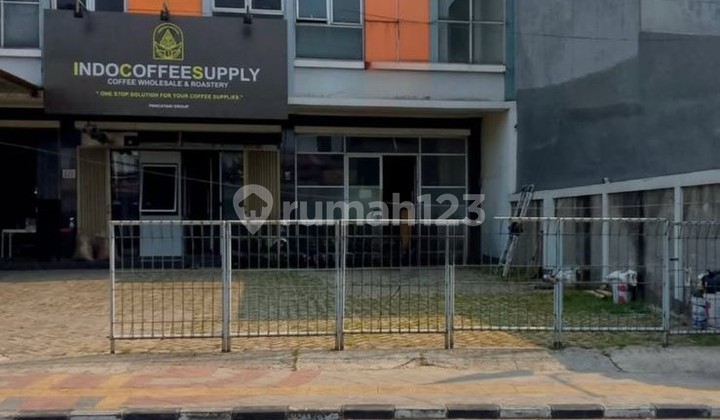 FOR SALE: 3-Story Shop House (Ruko) in East Ciputat, Strategic & Ready for Business FOR SALE: 3-Story Shop House (Ruko) in East Ciputat, Strategic & Ready for Business