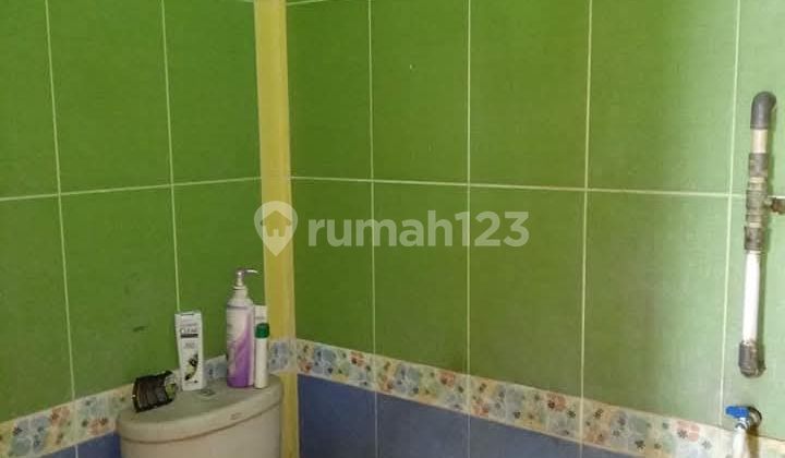 Rumah 2 Lantai Siap Huni di Ciputat dengan Hunian Nyaman dan Asri 2