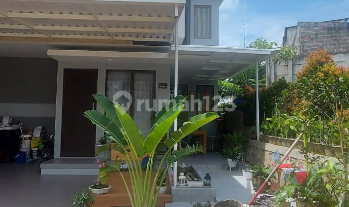 Two-Story House in a Cluster with Strategic Location @Graha Raya