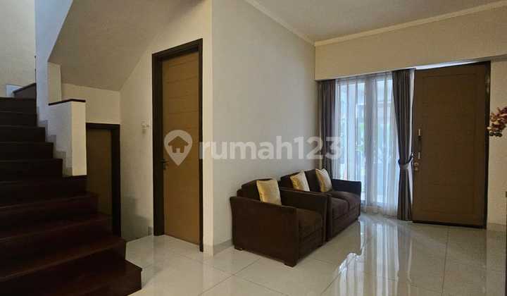 Beautiful Luxury House 2.Floors Near Toll Road and Hospital Beautiful Luxury House 2.Floors Near Toll Road and Hospital