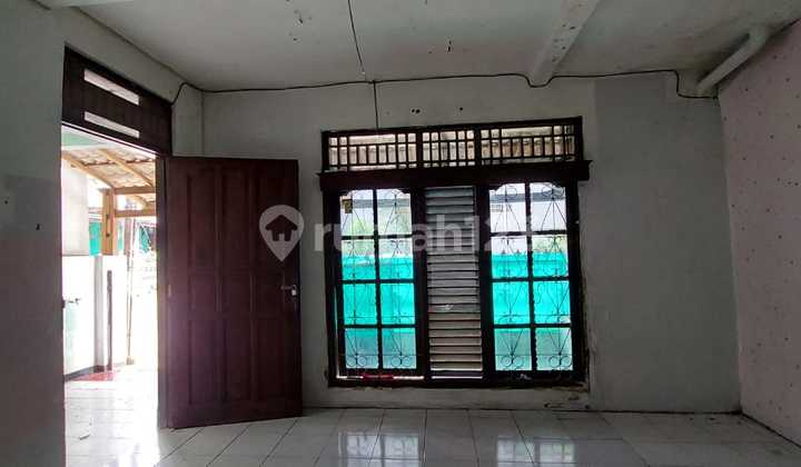 Rumah Siap Huni Lokasi Strategis dekat dengan Bintaro Jaya di VBI 2