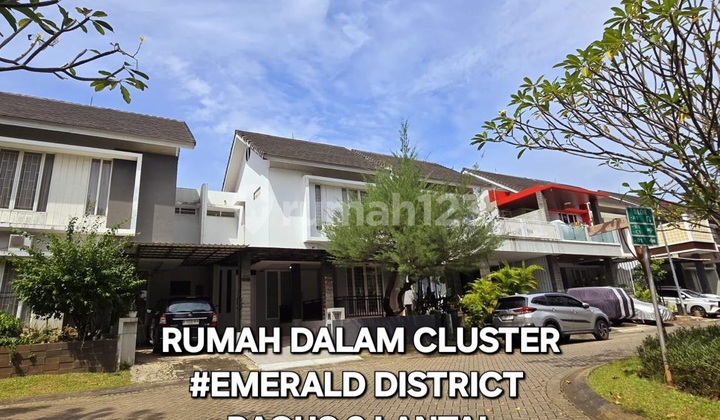 Nice House in Front of Park Near Toll Road