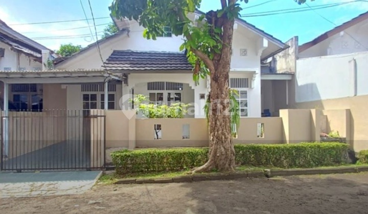 Rumah Murah 1.Lantai Dekat ******** Stasiu. Rumah Murah 1.Lantai Dekat ******** Stasiu.