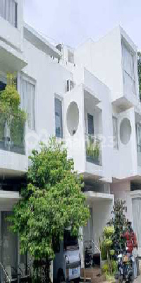 Rumah Bagus 3 Lantai Dekat Bxc Dan.stasiun 2