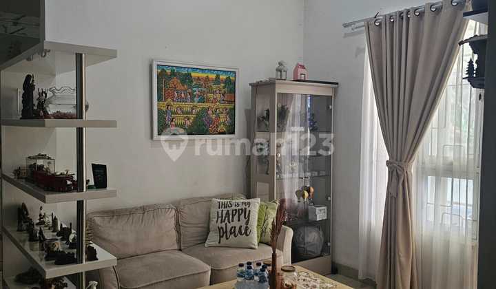 Rumah Cantik 2 Lantai di Ciputat Dalam Cluster SHM Lokasi Strategis 2