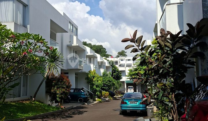 Nice Corner House 3 Floors Cheap Near Bxc