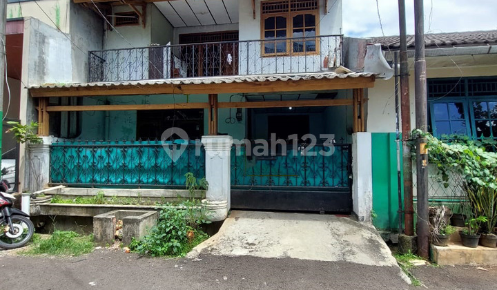 Rumah Siap Huni Lokasi Strategis dekat dengan Bintaro Jaya di VBI