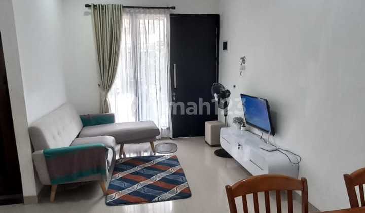 Rumah Cantik 2 Lantai di Ciputat dengan Kt 3 Km 2 SHM Siap Huni. 2