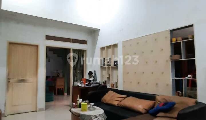 Rumah Murah 2 Lantai Dekat Bxc  2