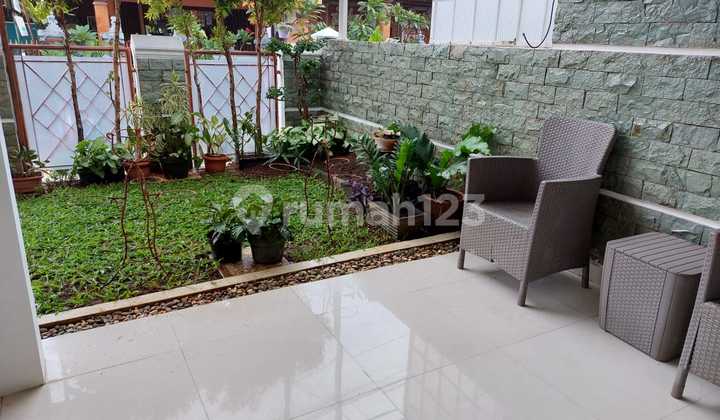 Rumah 1,5 Lantai Ciputat (Jombang) | 4 KT | Taman Depan Belakang | SHM | Nego