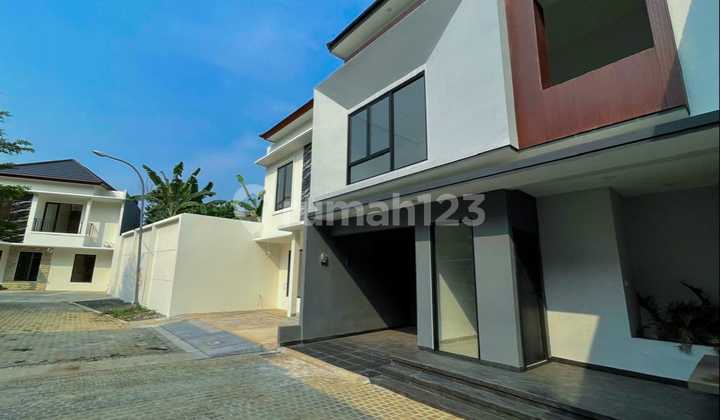 Rumah nyaman akses tol dan dekat dengan sekolah Rumah nyaman akses tol dan dekat dengan sekolah