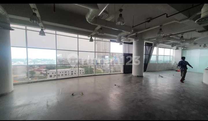 For Rent: Ready-to-Use Building in a Strategic Location near MRT Lebak Bulus, Pondok Pinang Toll Road @Lebak Bulus, South Jakarta For Rent: Ready-to-Use Building in a Strategic Location near MRT Lebak Bulus, Pondok Pinang Toll Road @Lebak Bulus, South Jakarta
