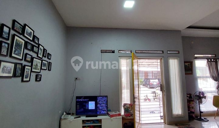 For sale, 2-story house in Bintaro