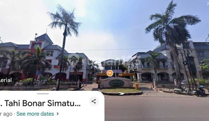 [For Rent] 3½-Story Shophouse Ready for Use with Strategic Location on Main Roadside @Pondok Indah, South Jakarta