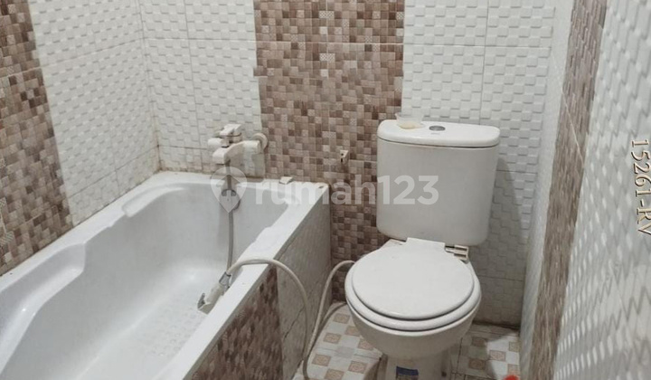 [FOR RENT] 2-STORY HOUSE IN A VERY STRATEGIC AND PREMIUM LOCATION @GRAHA RAYA