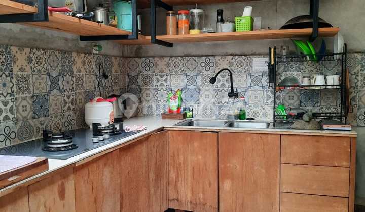 Di Sewa Rumah 2 Lantai Nyaman dan Asri di Sektor 9 Bintaro Jaya