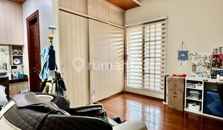 DiJual Rumah 2½ Lantai Luas dengan KT 6+1 KM 5+1 Siap Huni dan Lokasi Bintaro Jaya Sektor 9 2