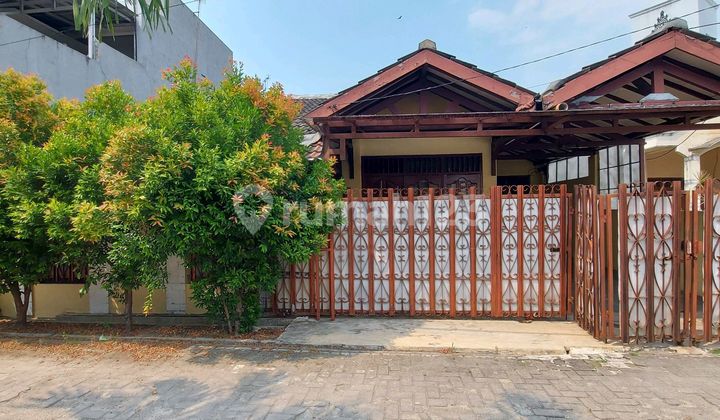 Rumah Rapih, Siap Huni, Minimalis Dalam Komplex Di Ciputat