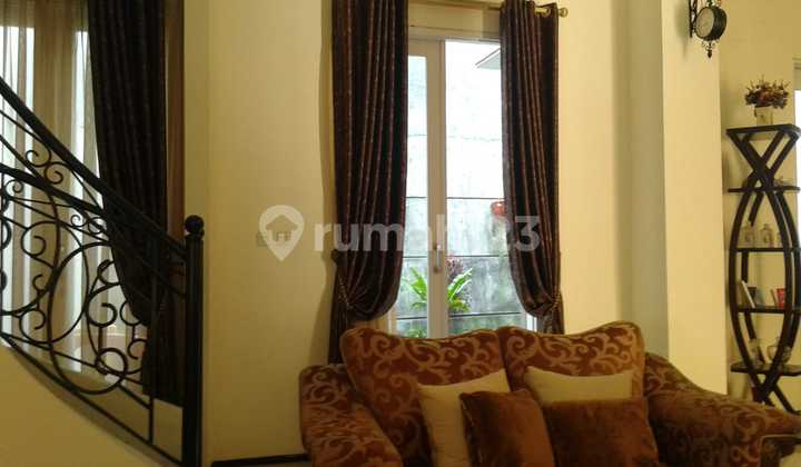 Rumah Cantik Siap Huni dengan Hunian Nyaman @Bintaro Jaya