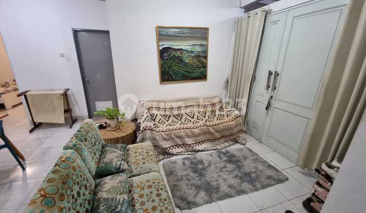 Rumah Rapih, Siap Huni Dalam Komplex Di Bintaro Jaya Sektor 9