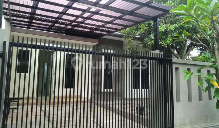Ready-to-Occupy House in Bintaro Jaya Sector 9 Complex, Near Sudimara Train Station