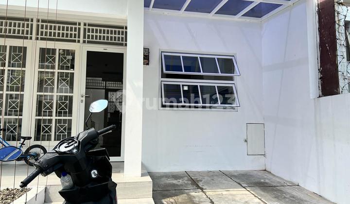 Neat House, Ready to Occupy, Modern Minimalist in Bintaro Sector 9 Complex 2