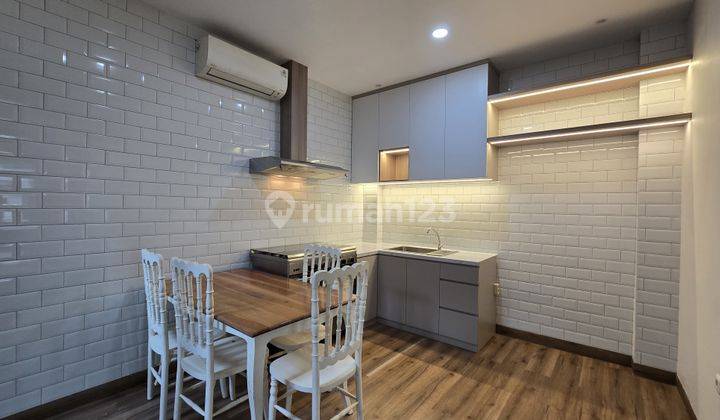 Rumah Rapih, Siap Huni, Modern Minimalis Dalam Cluster Di Bsd 2