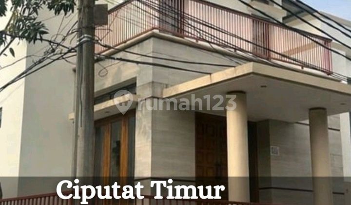 Rumah Hook, Bagus, Siap Huni Dalam Komplex di Ciputat Timur Dekat M R T Lebak Bulus