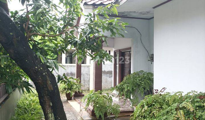 Rumah Luas Strategis 4 Kamar Jalan Haji Naman Jakarta Timur  1