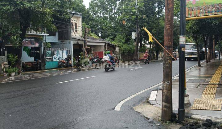 Rumah Luas Strategis 4 Kamar Jalan Haji Naman Jakarta Timur  2