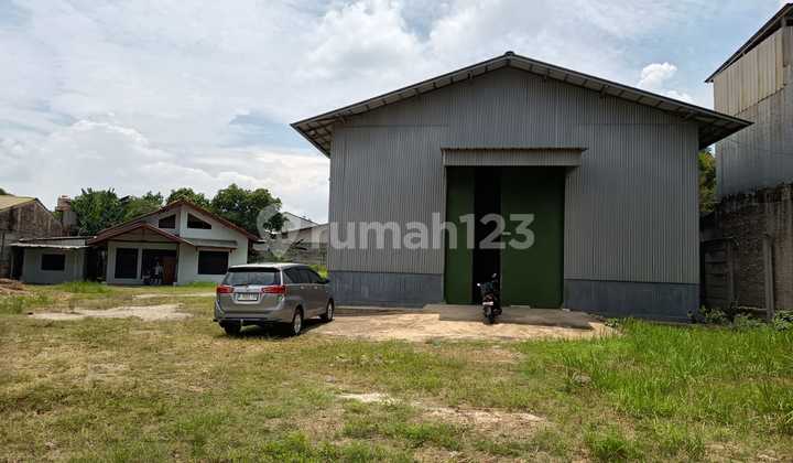 Strategic Workshop Warehouse on BTR Cimuning Bekasi Main Road