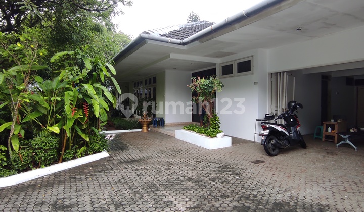 Rumah cocok untuk kantor dekat sudirman