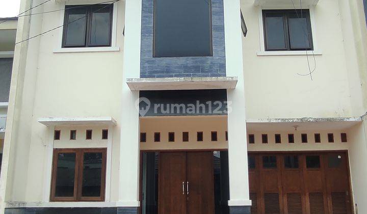 Rumah 2 lantai cocok untuk kantor 1