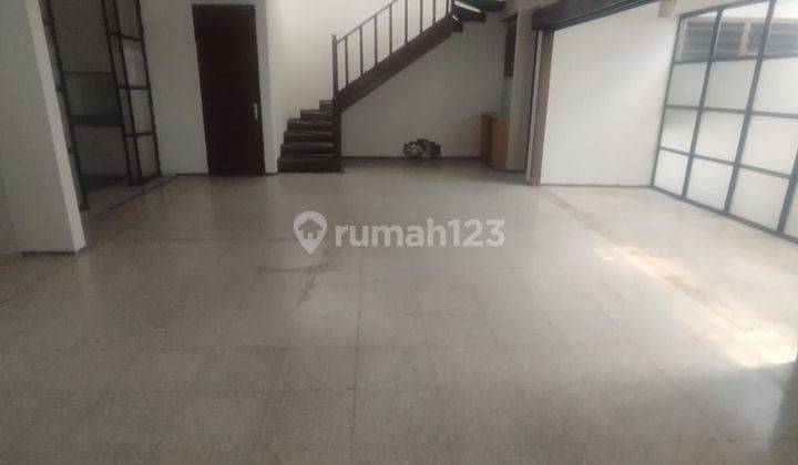 Rumah Ex kantor Dekat Blok M jakarta selatan 1