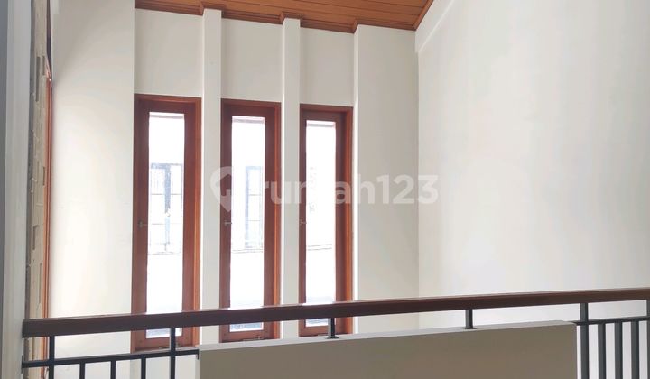 Rumah Siap Huni Cocok Untuk Tinggal Atau Kantor Dekat Mrt Di Jakarta Selatan 2