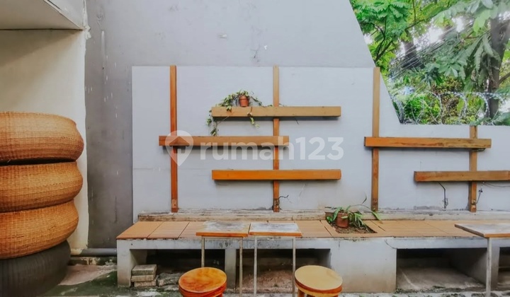 Rumah cocok untuk Usaha Cafe dan Kantor 2